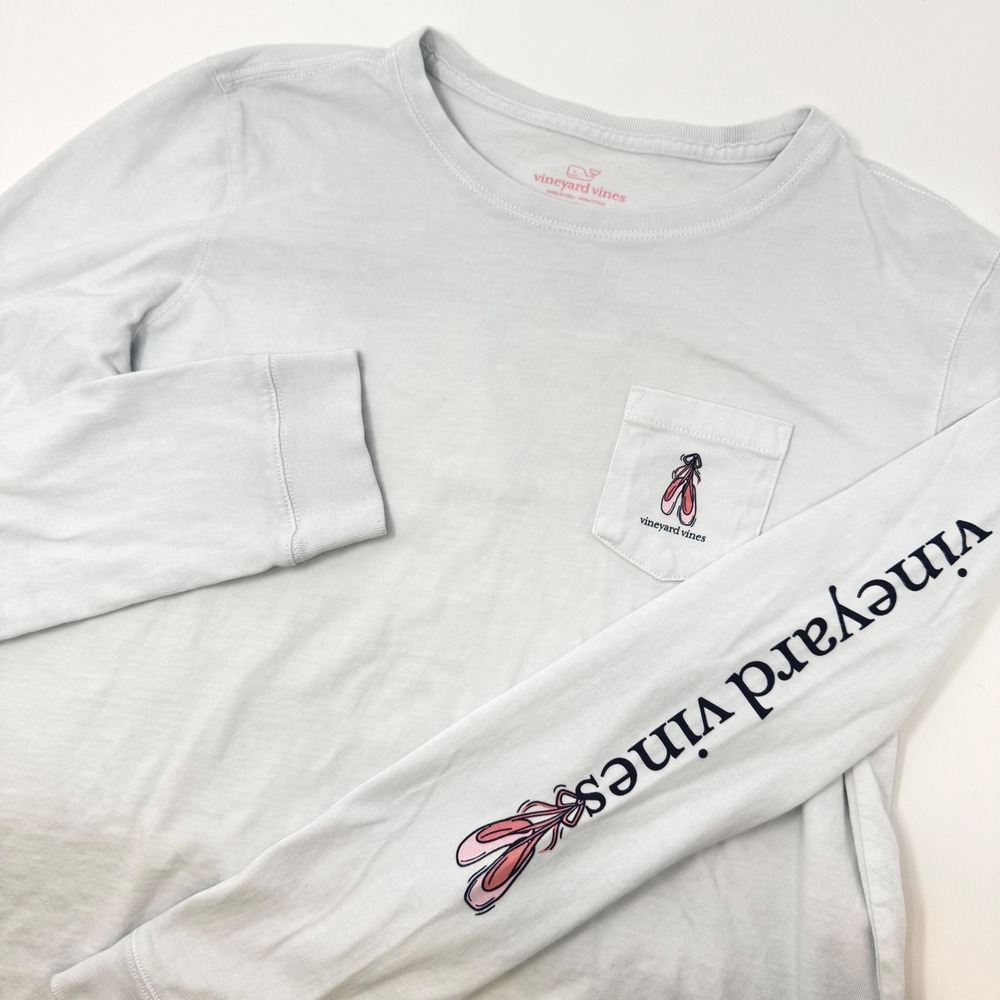 Vineyard Vines Girls XL 16 Light Blue‎ Ballet Whale Long Sleeve Pocket T-Shirt